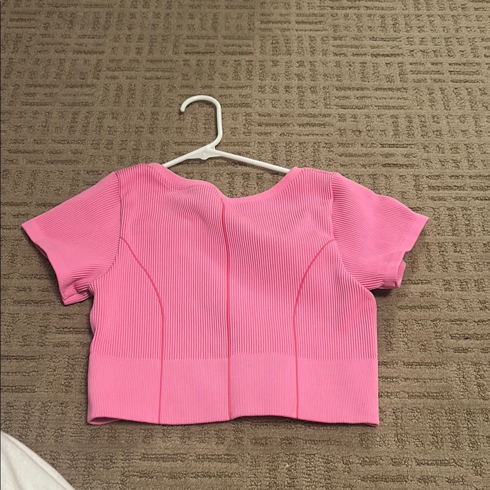 Pink Cropped Ribbed Top - Picture 2 of 3